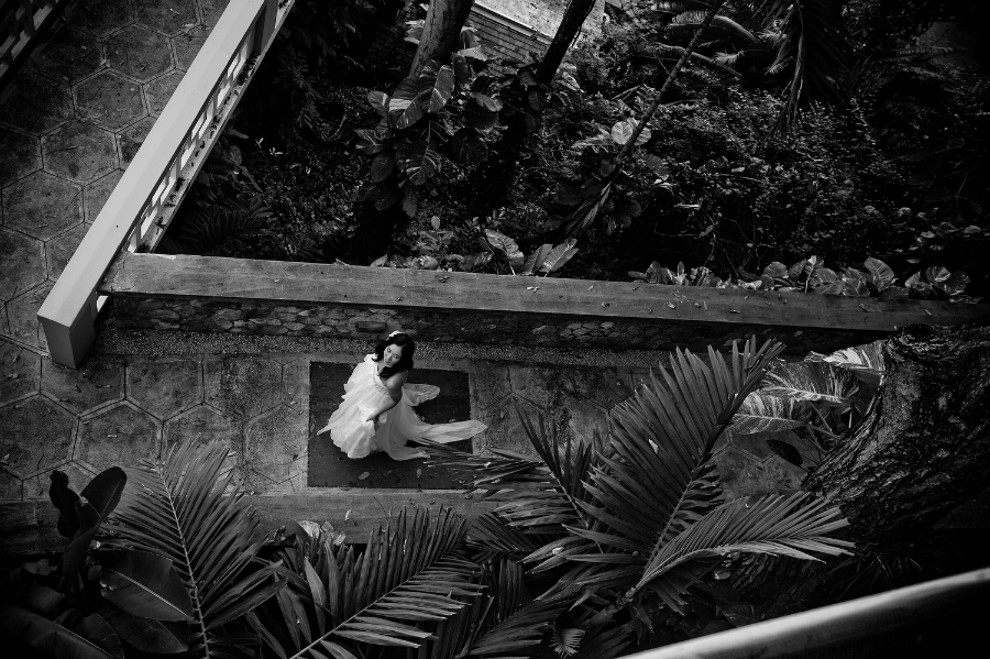 Walking to wedding in Ocho Rios