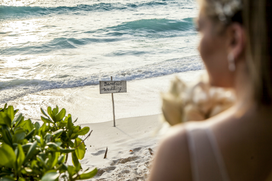 Barefoot Wedding in Seychelles